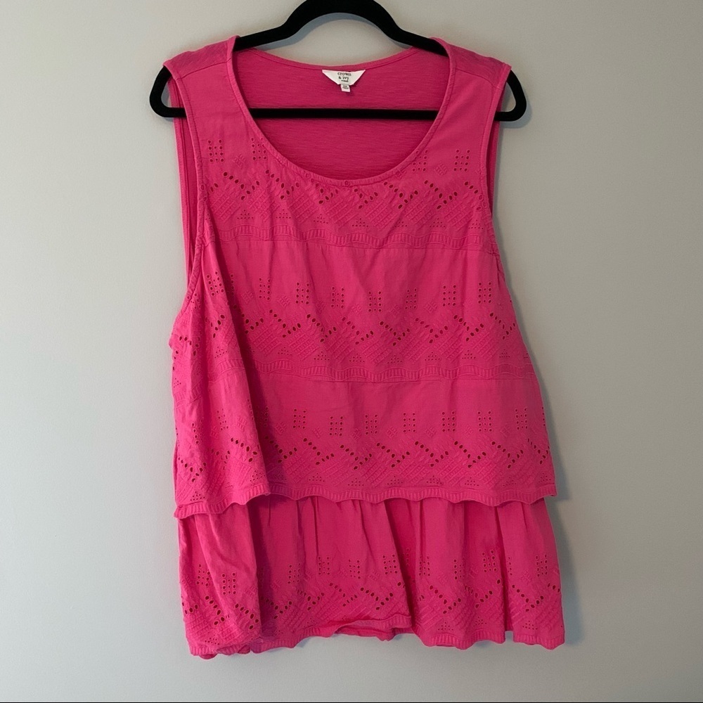 # 3X Crown & Ivy pink tiered sleeveless eyelet blouse